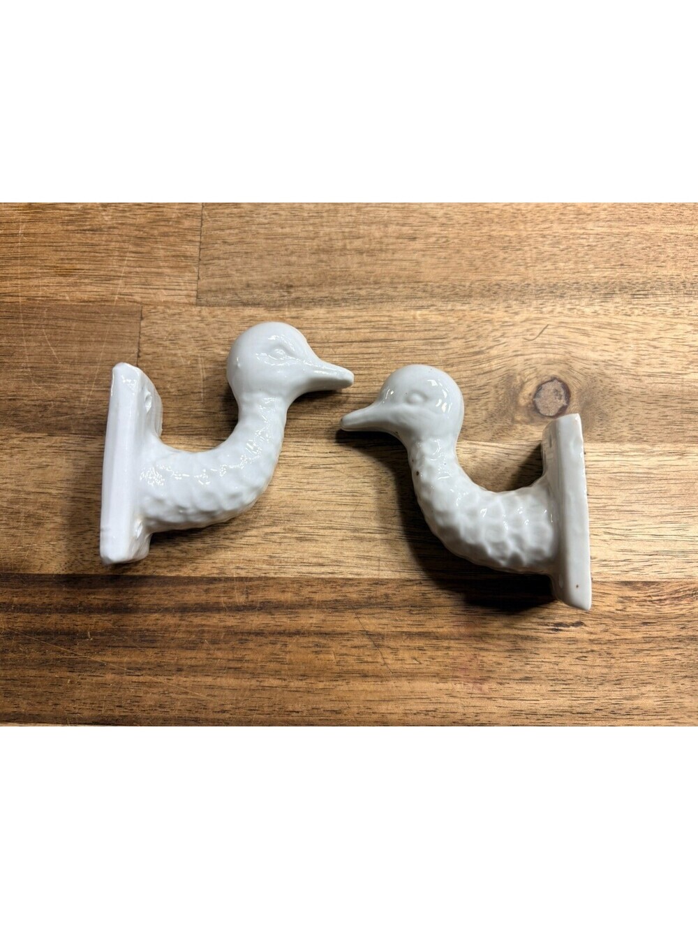 Vtg White Ceramic Duck Goose Head Towel Apron Hook Farm Kitchen Wall Set Of 2